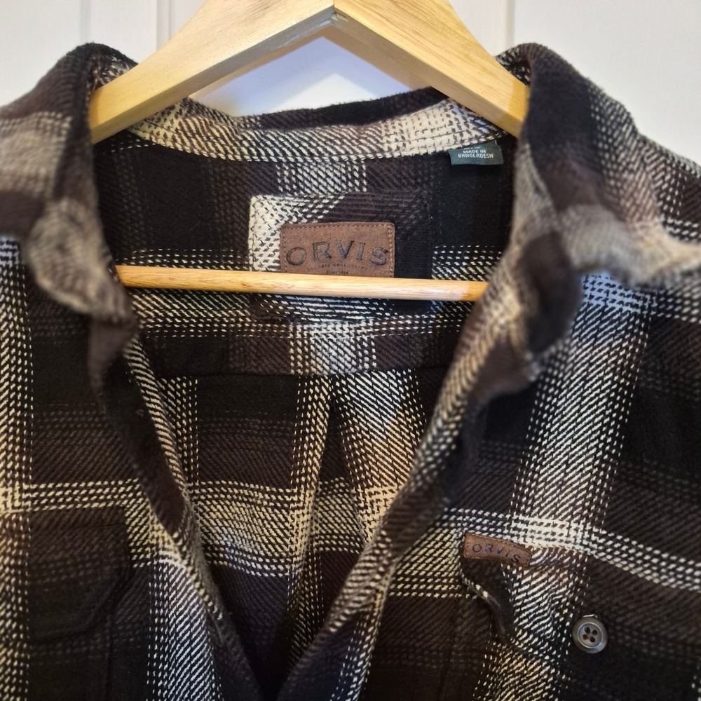 Orvis Men's Heavyweight Shacket Medium Black White Plaid Button Down Cotton - Picture 5 of 5